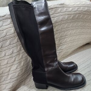 Elegant Brown Leather Square Toe Knee-High Boots.New Condition